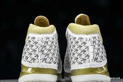 Hyperoad Retro Trophy Jordan Air 23 'White' Air Jordan Room x 0728